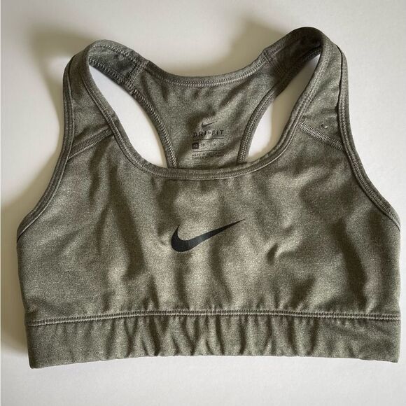 Girl’s Nike XS Dri-Fit Sports Bra. - Picture 1 of 3